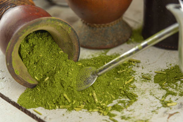 تصویر 1 از سدر خشک یا پودری پاک‌ کننده ملایم و مفید برای مو و پوست